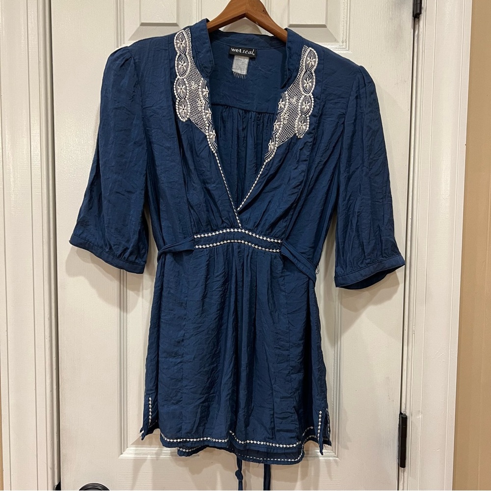 Vintage Y2K Wet Seal Babydoll Tie Top Cottage core Lace Embroidered Coquette L